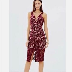 Bardot Plunging Neckline lace dress sz 6